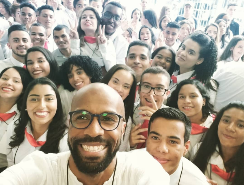 Turma da formação artístico-cultural em Diadema